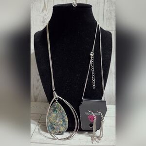 Silver Teardrop Pendant Necklace with Multicolor Marbled Inlay - Unbranded